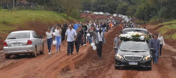 El último adiós a directora de colegio asesinada por su alumno - Policiales - ABC Color