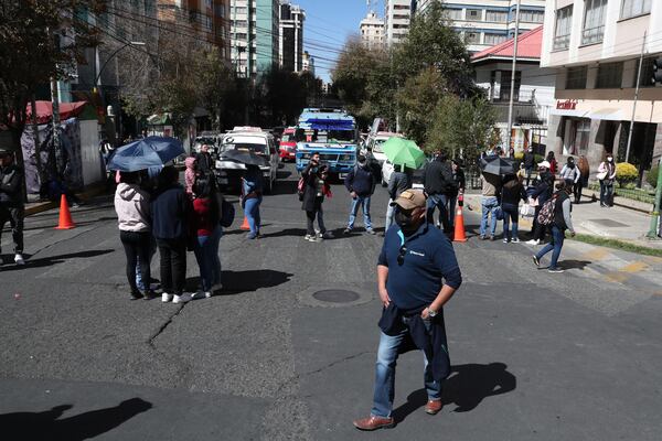 La familia del interventor de banco boliviano rechaza el informe que indica que se suicidó - MarketData