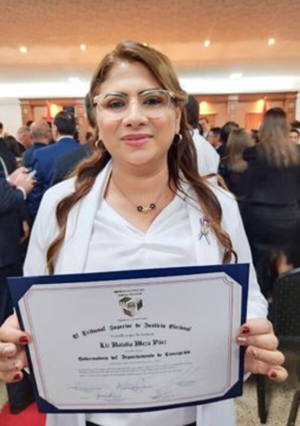 Liz Meza es proclamada oficialmente Gobernadora de Concepción