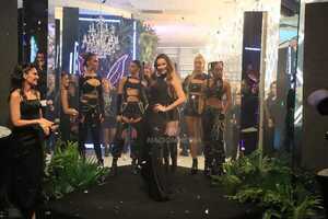 (GALERIA) Pampita se mega lució en el evento fashion de Osvaldo Bucci