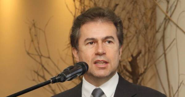 La Nación / Castiglioni resalta filosofía económica de Peña