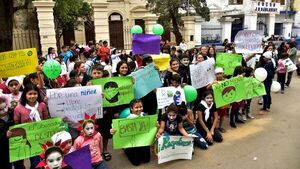 Suman protestas contra abuso sexual infantil: “No lo hagas, no es un juego”