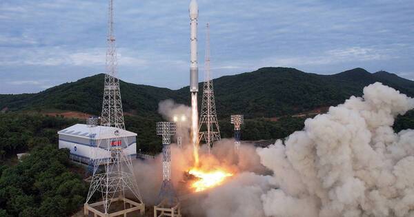 La Nación / Cayó al mar el satélite norcoreano que causó pánico en Seúl