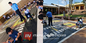 EN EL MARCO DE LA CAMPAÑA “VAMOS, VAMOS, VAMOS ENCARNACIÓN” VISITAN ESCUELAS DE LA CIUDAD - Itapúa Noticias