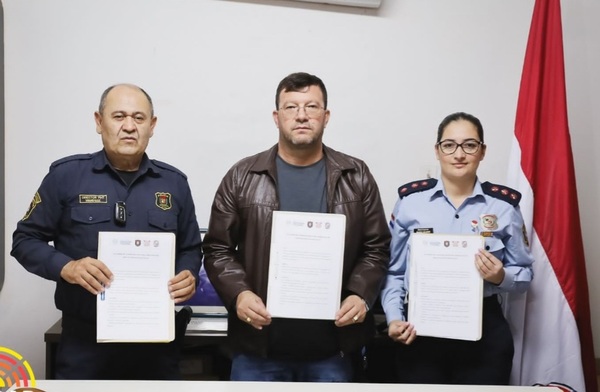 Suscriben convenio para prevención de seguridad y acoso escolar