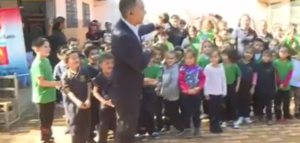 Ñamoñe'ẽ entrega 500 libros a la escuela San Miguel Arcángel de Areguá - C9N