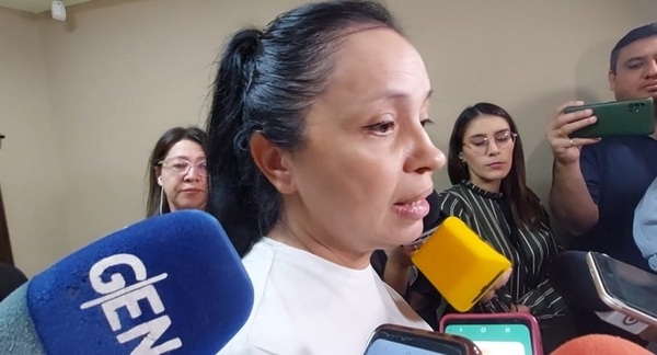 Aclaran desde el Senado que Yolanda Paredes ocupará oficina ocupada hoy por Nani Arrúa en la Planta Baja