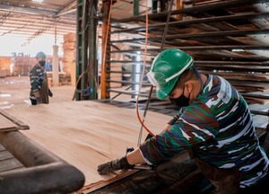 Fepama impulsa el intercambio comercial y tecnológico de la madera con la provincia de Misiones, Argentina - .::Agencia IP::.