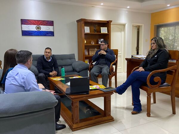 Programa Arkanzas Early Learning busca maestros y asistentes en Ciudad del Este