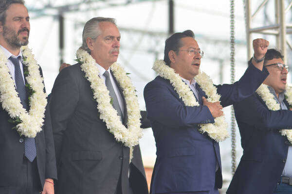 Bolivia y Argentina renuevan su amistad con un sistema de interconexión eléctrico fronterizo - MarketData