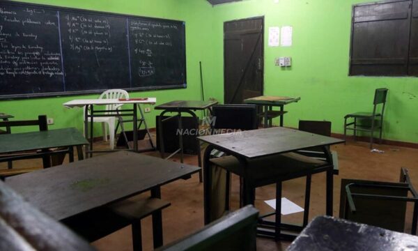 Un pa’i familiar del adolescente que mató a su profesora pide perdón al viudo
