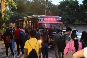 Con baja de combustible, pasaje podría bajar este mes, según viceministro de Transporte - Política - ABC Color