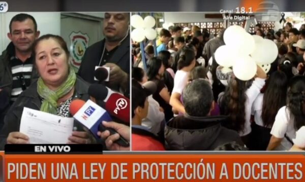Piden una ley de protección a docentes | Telefuturo
