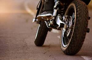 Diario HOY | Le robaron su moto y tuvo que pagar a “chespis” para recuperarla