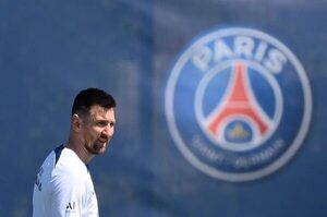 En París se confunden con “el último partido de Messi” - Fútbol Internacional - ABC Color