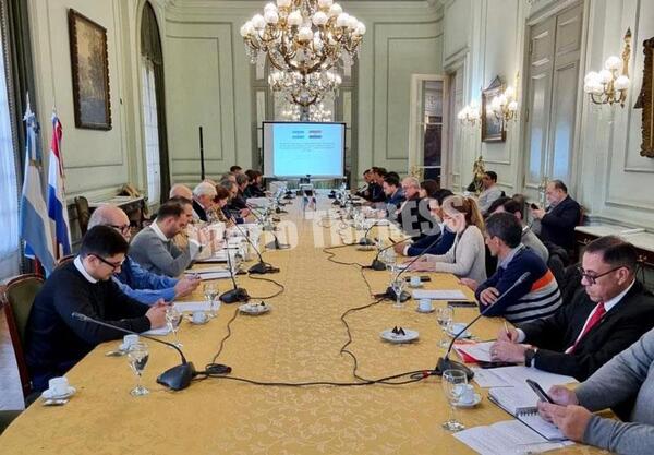 Avanzan gestiones para operativizar los cruces fronterizos desde Irala y Ñacunday a Argentina – Diario TNPRESS