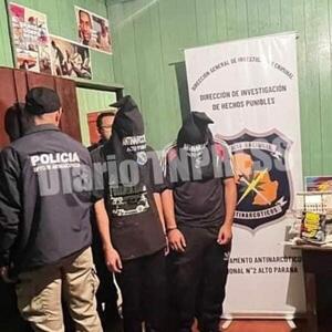 Detienen a dos jóvenes que comercializaban marihuana – Diario TNPRESS