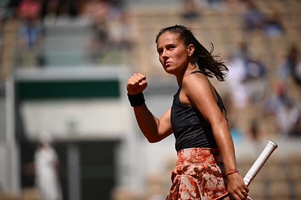 Diario HOY | Kasatkina captura el boleto a octavos de final