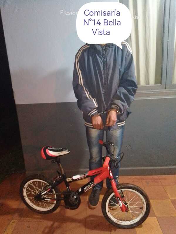 JOVEN ROBÓ UNA BICICLETA Y QUEDÓ DETENIDO EN BELLA VISTA
