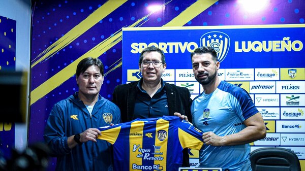 Versus / Julio Cáceres debuta en Luqueño ante el sorprendente Trinidense