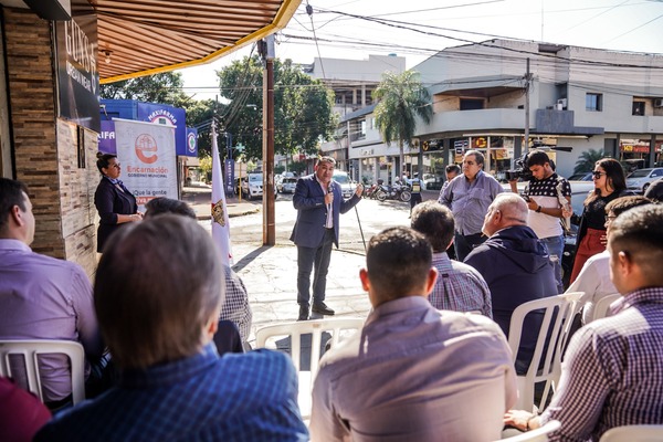 MUNICIPIO ENTREGÓ APORTE A CÁMARA COMERCIO