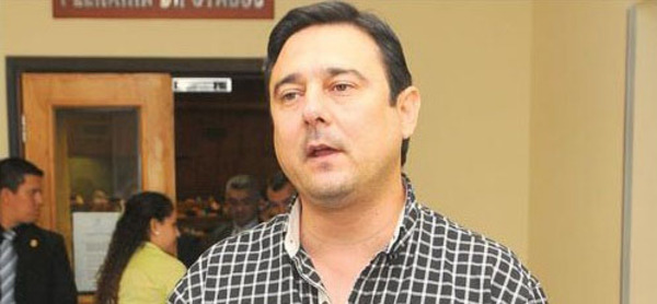 La oposición buscará que se hagan las reformas necesarias, dice Buzarquis - ADN Digital