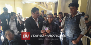 ENTREGARON TARJETAS PARA ADULTOS MAYORES EN SAN PEDRO DEL PNÁ. - Itapúa Noticias
