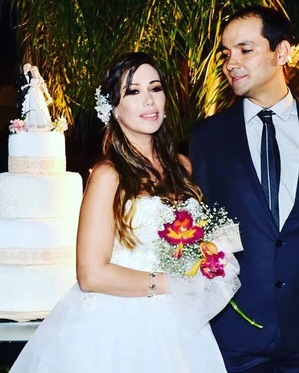 Letizia Medina celebró sus Bodas de Aluminio - Gente - ABC Color