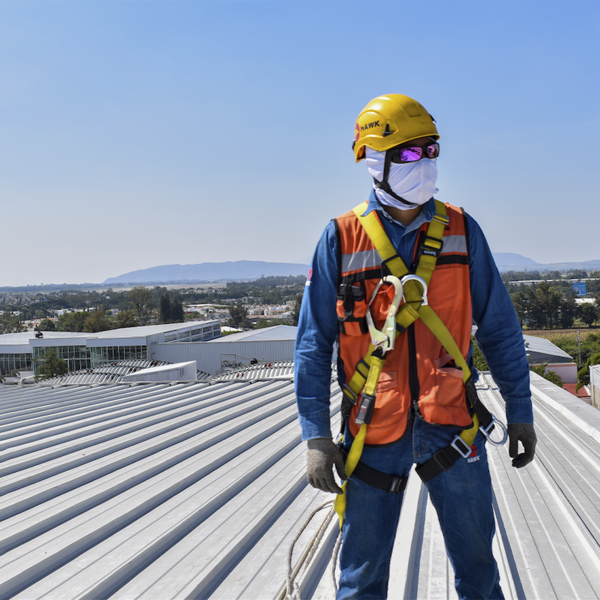 SEGURIDAD EN ALTURA SIEMPRE: La Casa de Los Cabos ofrece soluciones con HAWK – ENGINEERING FALL PROTECTION
