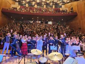 Lizza Bogado y Luis Alvarez presentaron "Te canto los 40" en el Teatro del BCP - El Independiente