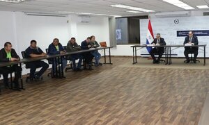 Diario HOY | Docentes piden ley de protección para el sector tras crimen de directora