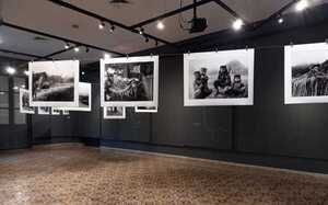 Diario HOY | Inauguran muestra fotográfica y video documental sobre Bartomeu Melià