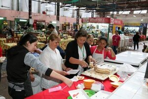 Diario HOY | Por atracos a clientes y empleados emblemático comedor de mercadito 1 cierra en horario nocturno
