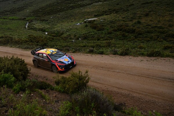 Diario HOY | Una décima de segundo separa a Lappi y Ogier en Cerdeña