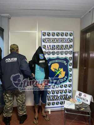 Antinarcóticos allana vivienda donde comercializaban drogas