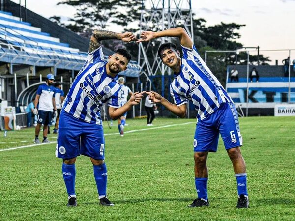 División Intermedia: Y un día, ganó el 12 de Octubre - Fútbol de Ascenso de Paraguay - ABC Color