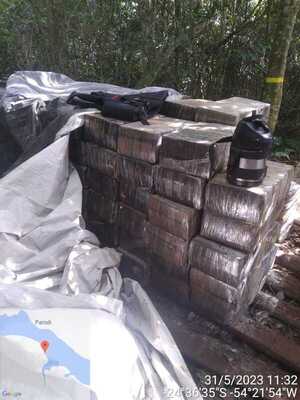 Incautan 5 toneladas de marihuana en Canindeyú | 1000 Noticias
