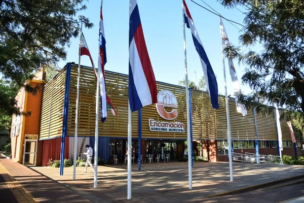 Servicio de agua potable suspendido en Municipalidad de Encarnación por millonaria deuda | 1000 Noticias