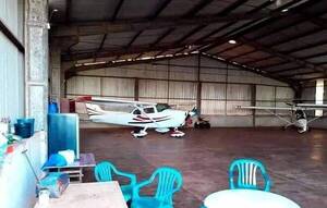 Malevos quisieron robar tres avionetas de un hangar