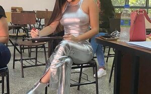 El look que eligió Laurys para rendir y que alborotó al rollo