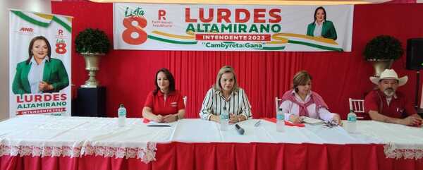Cambyretá: Lurdes Altamirano lanzó su precandidatura a intendentecon respaldo de la Senadora Lilian Samaniego