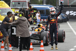 Versus / Verstappen logra la "pole position" del GP de España