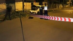 Conductor muere al chocar contra una columna en Fernando de la Mora