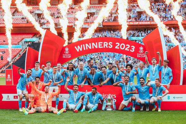 [VIDEO] El City le ganó al United en el clásico y festejó otro título más