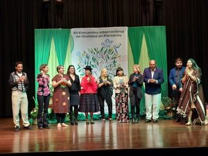 Maratón de cuentos, el domingo en el Parque Caballero - Literatura - ABC Color