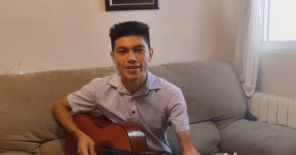 La Nación / Desde España, Alder Alcides regaló un cover a sus fans