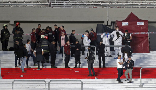 Versus / ¡Tragedia en Argentina! Hincha de River Plate fallece tras caer desde la Tribuna