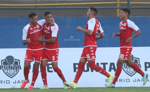 Versus / En un partido áspero, General Caballero fue más que Ameliano