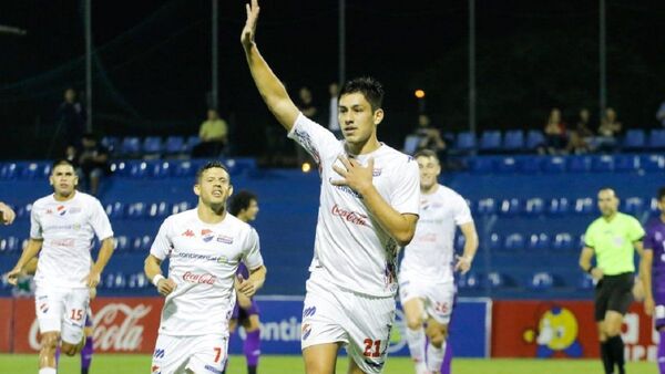 Nacional triunfa con la “Ley del Ex”