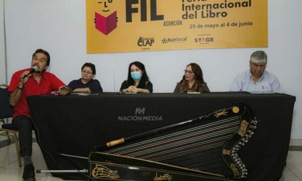 Realizaron un homenaje a Mabel Pedrozo en la feria internacional del libro